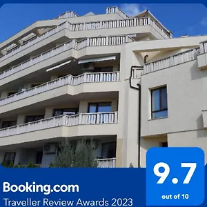Apartament Sarafovo Apartament